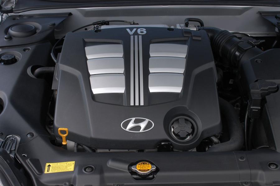  Hyundai Coupe 2004 года  (фото 5 из 20)